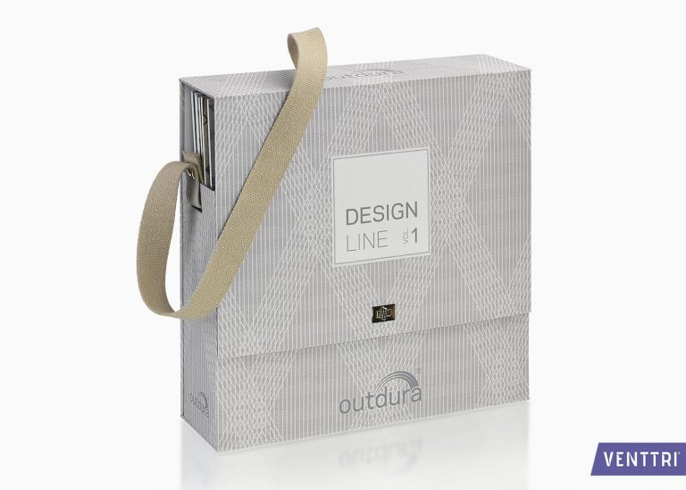 Case with separate sample cards
